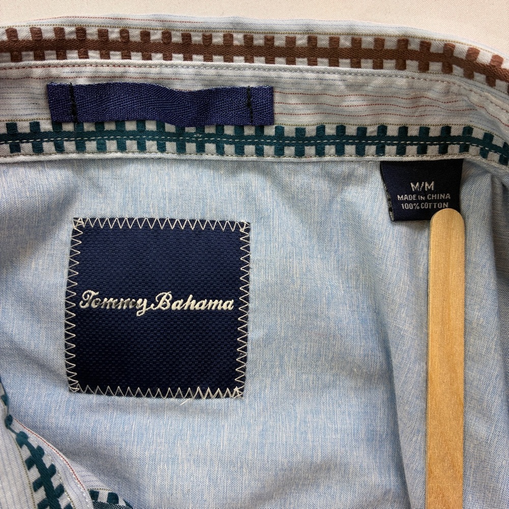 Tommy Bahama Button down - Picture 12 of 13
